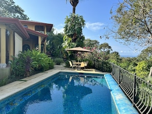 Piscine extérieure