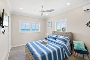 2 bedrooms, iron/ironing board, WiFi, bed sheets - Serene and Tranquil ocean view cottage w/hot tub and vehicle (George Town)