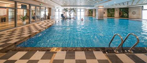 Indoor pool, outdoor pool