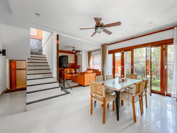 Interior - Kayangan Villas Saba (Blahbatuh)