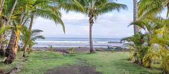 BRAND NEW VILLA IN GOLF COMMUNITY / POOL/ BRACH 