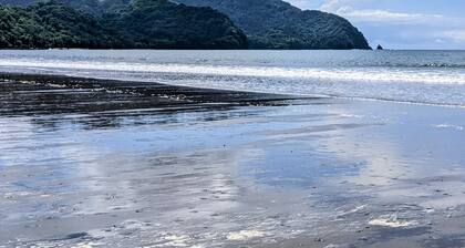 BRAND NEW VILLA IN GOLF COMMUNITY / POOL/ BRACH