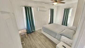 1 chambre, lit parapluie, Wi-Fi gratuit, draps fournis