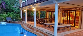 Ideal 4 Bedrom Villa with Private Pool on Beachside Complex