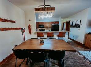 Dining - Keystone Getaway - 10 minute walk to lifts! (Keystone)