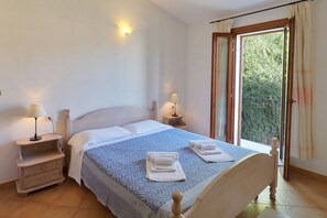 1 bedroom, in-room safe, iron/ironing board, travel crib