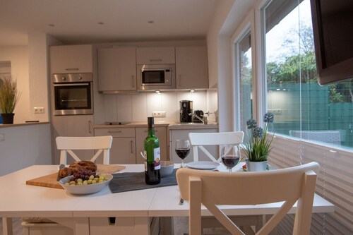 Haus Seestern - Ferienhaus Seestern mit moderner Ausstattung und eingezäuntem