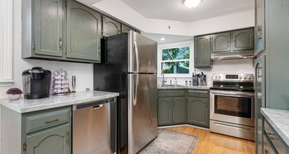 Le Claire Condo