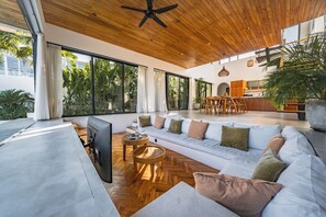 Living area - Botanique Villa & Studio (Tabanan)