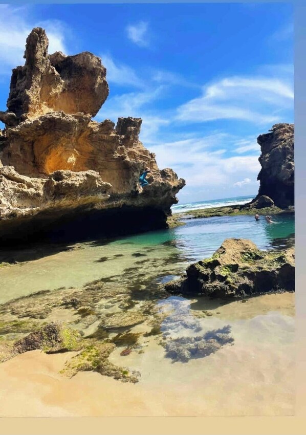 Beach - The ultimate beach family or couple getaway. (Blairgowrie)