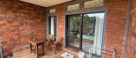 Deluxe Double Room | Terrace/patio