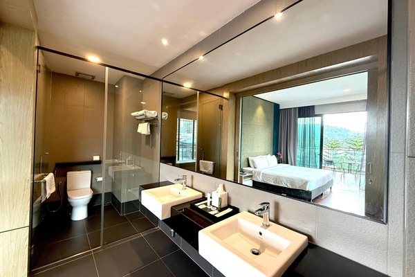 Kamar Eksekutif | Kamar mandi | Shower, perlengkapan mandi gratis, pengering rambut, dan sandal