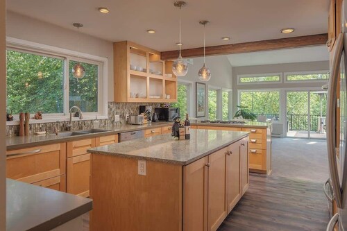 The Downtown Anchorage Grand Four Bedroom