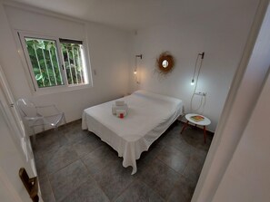 3 camere, culla da viaggio, Wi-Fi gratuito, lenzuola