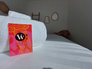 3 Schlafzimmer, Reisekinderbett, kostenloses WLAN, Bettwäsche