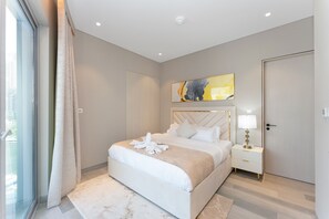 1 bedroom, individually decorated, individually furnished, desk - Marvelous Apartments in Business Bay (Dubai)