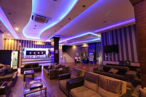 49-inch LCD TV with cable channels, TV - Beğer Otel (Nizip)