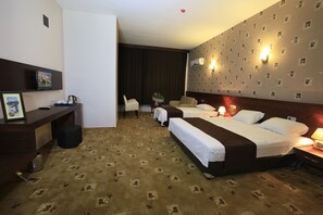 Ropa de cama de alta calidad y minibar 