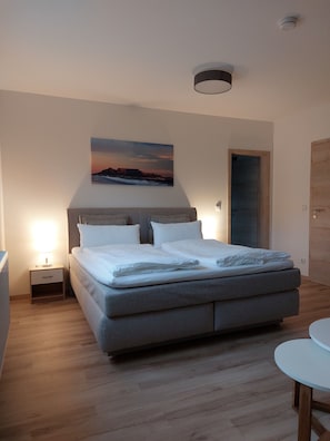 Superior Triple Room, Ensuite, River View