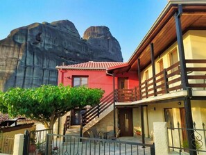 Front of property - Guesthouse Kastelia (Kalabaka)
