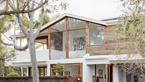 Exterior - Samudra House - 32 Cowper Street (Byron Bay)