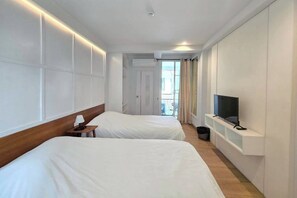 Standard Twin Room | 1 bedroom, desk, free WiFi, bed sheets