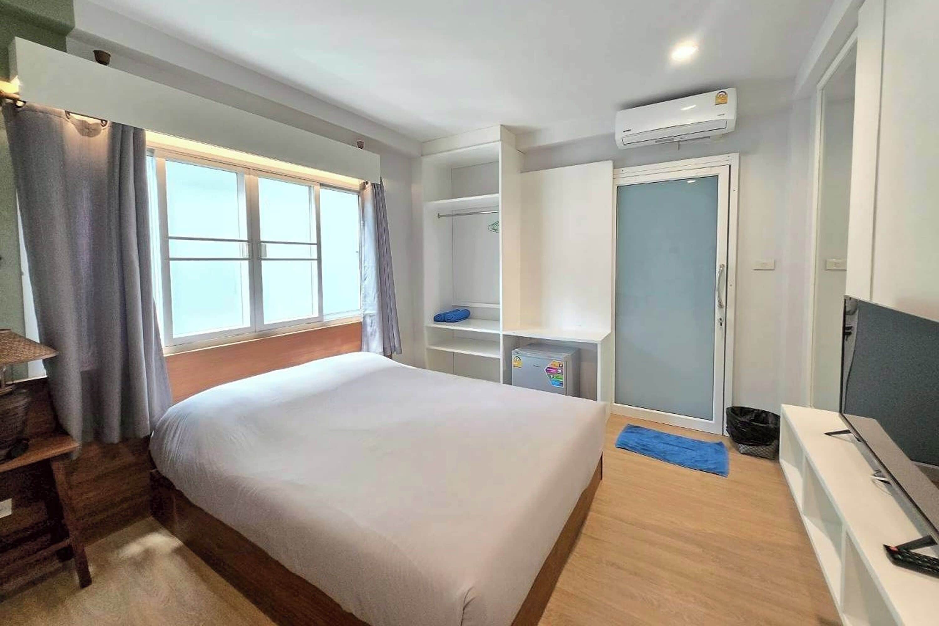 Standard Double Room | 1 bedroom, desk, free WiFi, bed sheets