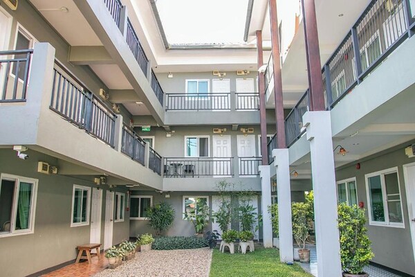 Chada House - Chiang Mai
