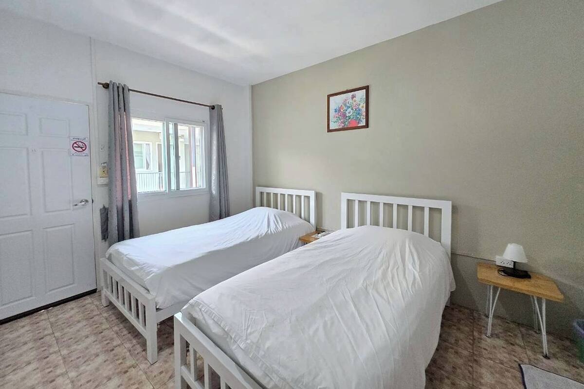 이코노미 트윈룸 | 시내 전망