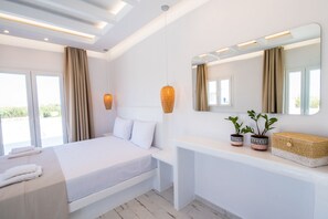 7 bedrooms, in-room safe, desk, iron/ironing board