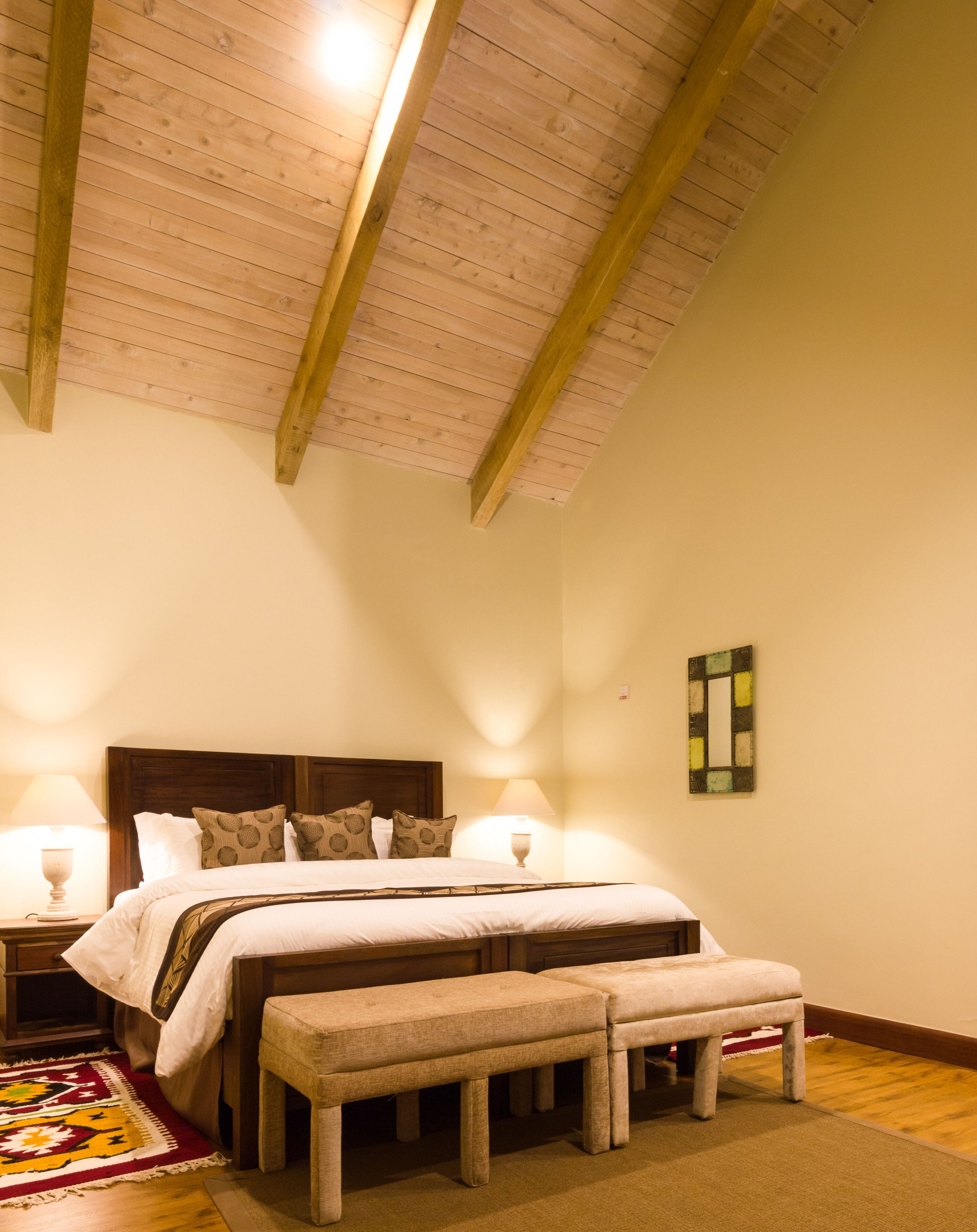 Two Badrooms Cottage (4 PAX) | Roupas de cama premium, frigobar, cofres nos quartos, escrivaninha