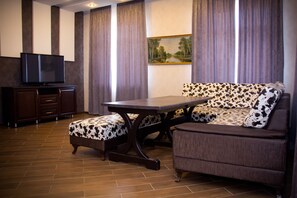 Sauna - Charos Deluxe Resort (Tashkent)