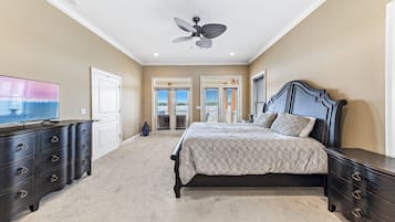 Comfort House, 4 Bedrooms, Balcony, Lagoon View | 4 bedrooms, individually decorated, individually furnished