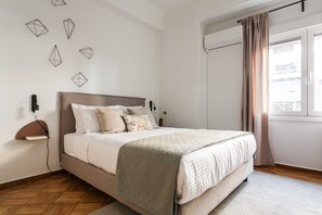 标准公寓 | 2 多间卧室、办公桌、熨斗/熨衣板、婴儿床