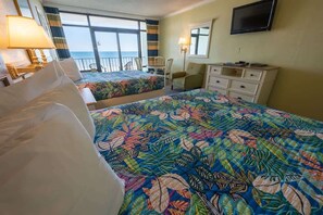 1 bedroom, iron/ironing board, WiFi, bed sheets - Direct Oceanfront Studio, Heated Pools, Nice View! (Myrtle Beach)