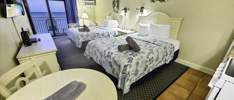 1 dormitorio, tabla de planchar con plancha, wifi y ropa de cama