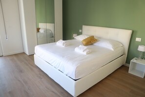 1 chambre, bureau, fer et planche Ă repasser, Wi-Fi