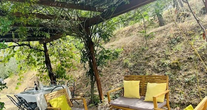 Secluded Villa, private heated Pool, Wi-fi and TV. Secure Payment