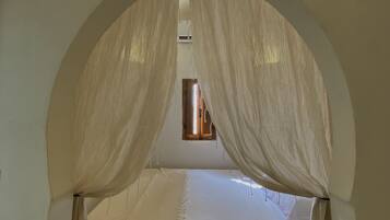 Superior Double Room | Egyptian cotton sheets, premium bedding, Select Comfort beds, minibar