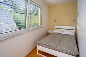 1 bedroom, iron/ironing board, travel crib, free WiFi