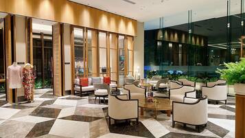 Lobby-Lounge