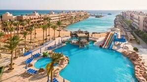 Front of property - Dow Heights Apartments (Hurghada)