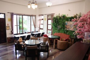 Sala de estar en el lobby