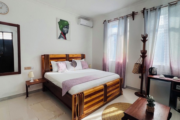 Deluxe Double Room | Free minibar items, in-room safe, individually decorated