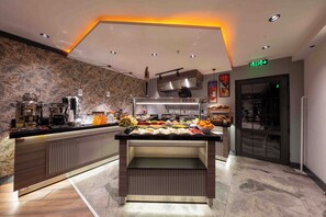Desayuno buffet incluido todos los días