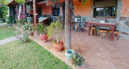 Finca La Casita: Rustic Charm Surrounded by Nature