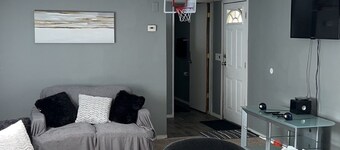 Quiet and comfortable 2br home