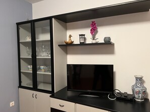 Interior - Apartment TOP LOCATION with sea view, terrace, garden and parking space (Pješcana Uvala)