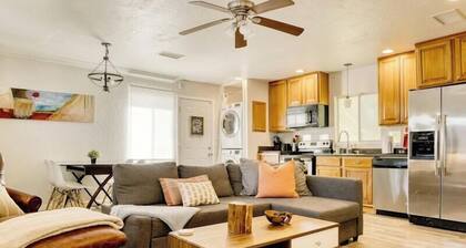 Private Phx Guesthouse w/Patio & Full Kitchen