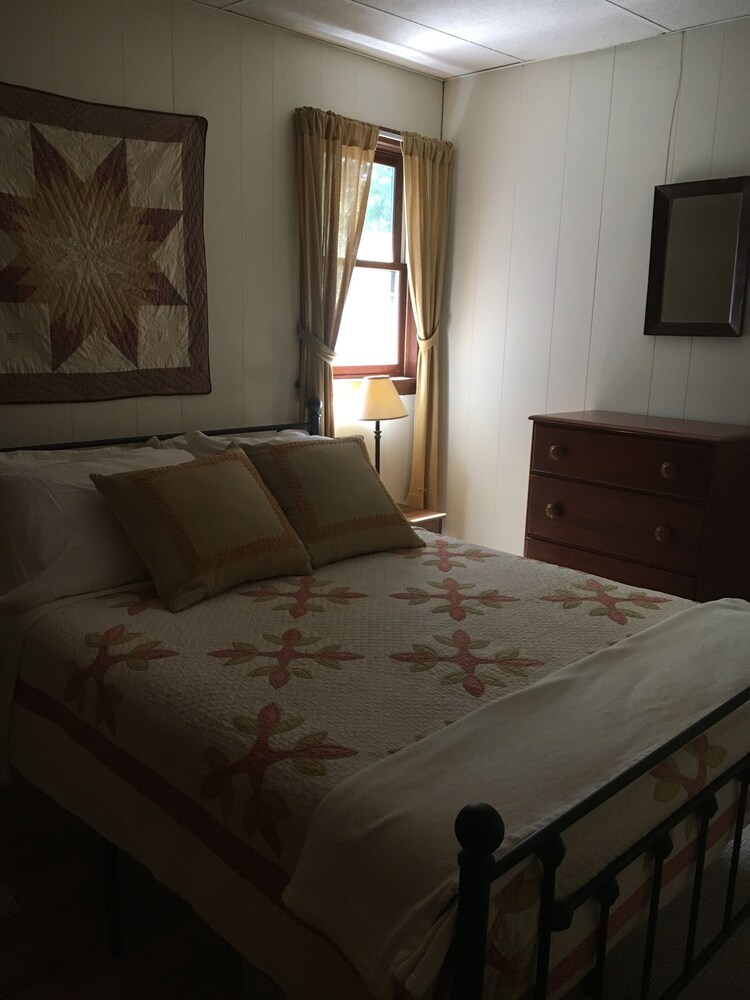 Lakefront Nest 10 mi from Lake Lake LuzerneHadley Vrbo